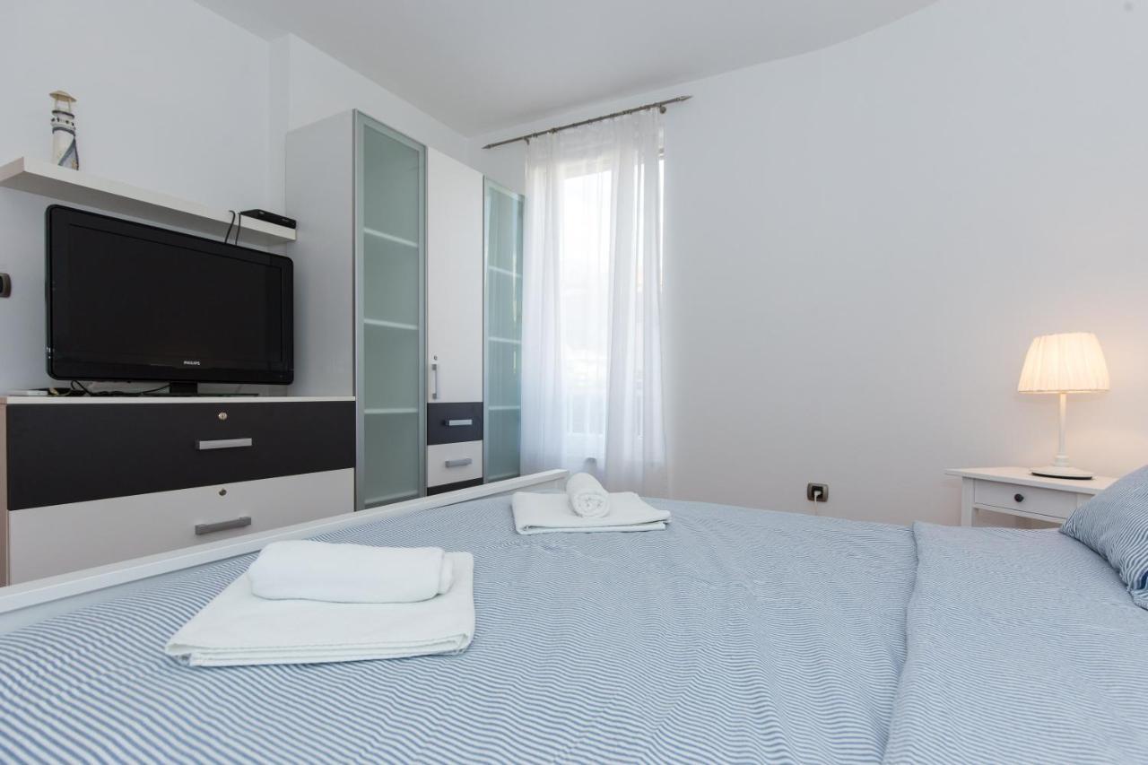 Apartment Rosmarino Baška Eksteriør bilde